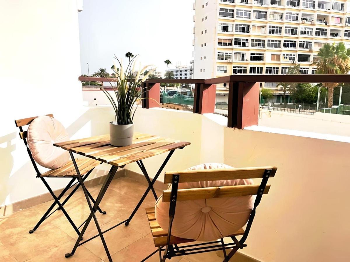 Holiday Vibes In Playa Del Ingles Exteriör bild